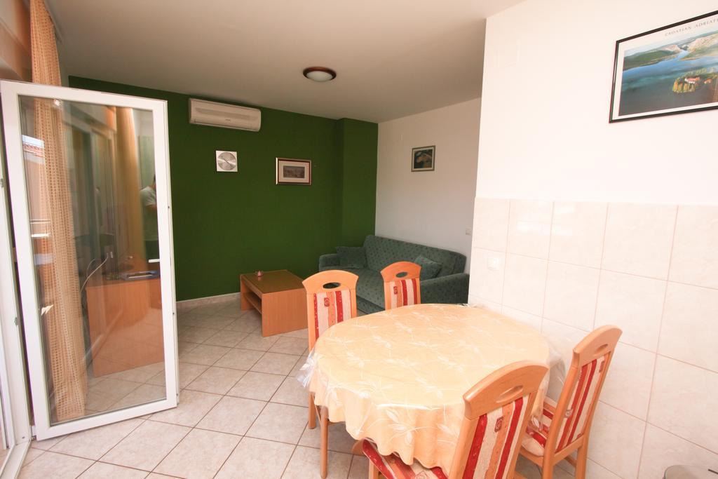 Apartments Spirito ロゴズニッツァ エクステリア 写真